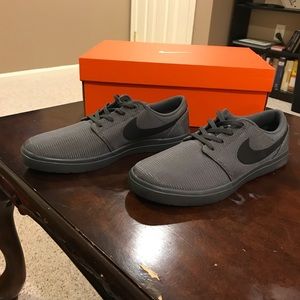 PRICE DROP Nike SB Portmore Ultralight